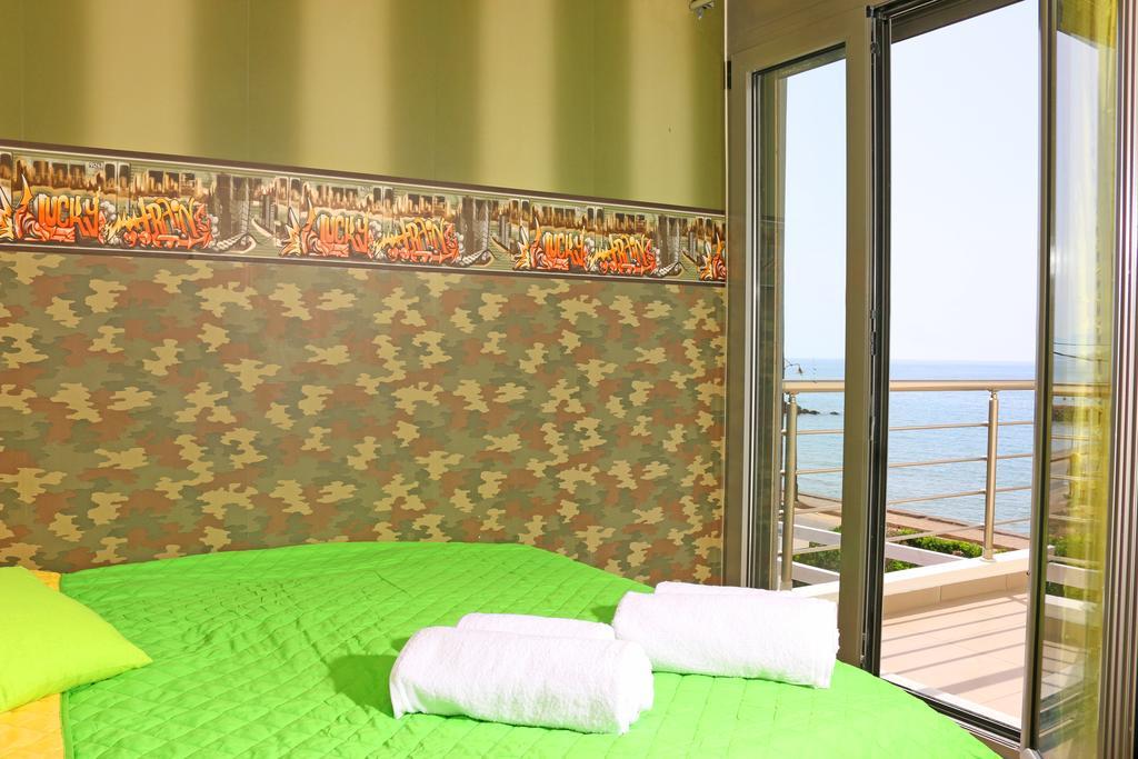 Villa Almyra Gournes Gouvon Room photo